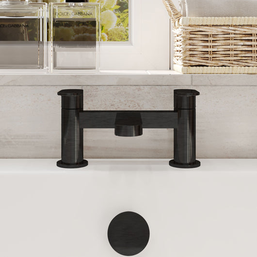  Nuie Binsey Deck Mounted Bath Filler - Matt Black - welovecouk
