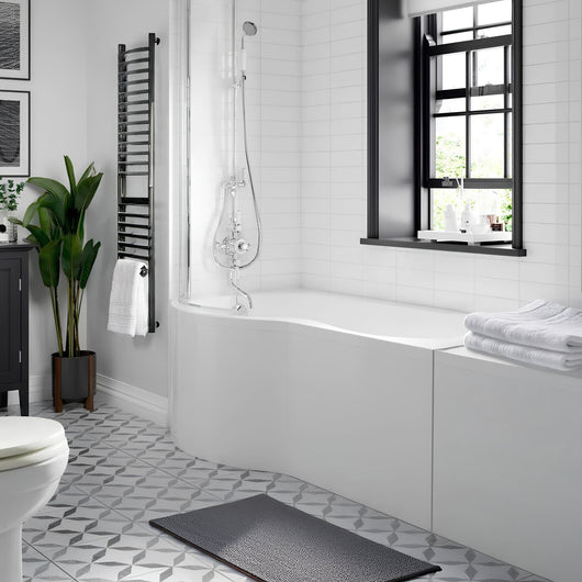  P-Shaped 1600 x 850 Shower Bath C/W Hinged 6mm Screen and Front Panel - welovecouk