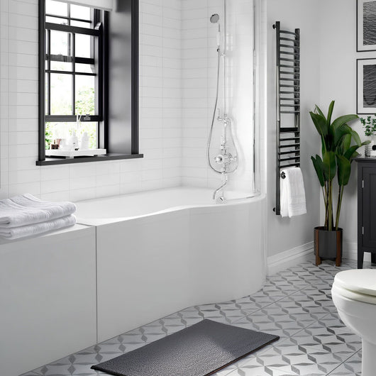  P-Shaped 1600 x 850 Shower Bath C/W Hinged 6mm Screen and Front Panel - welovecouk