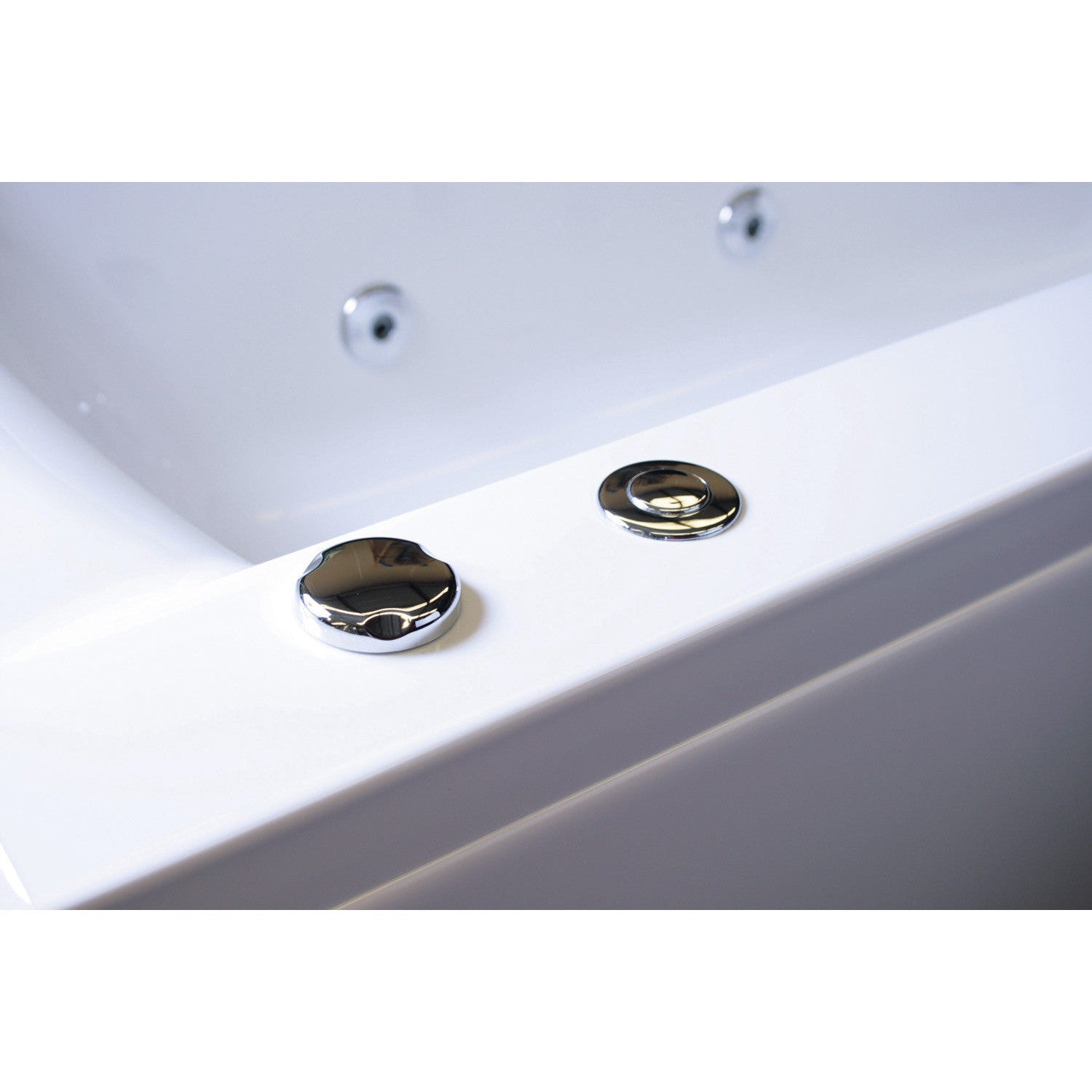 1700 x 850/700mm L-Shaped 8-Jet Whirlpool Bath | welovecouk